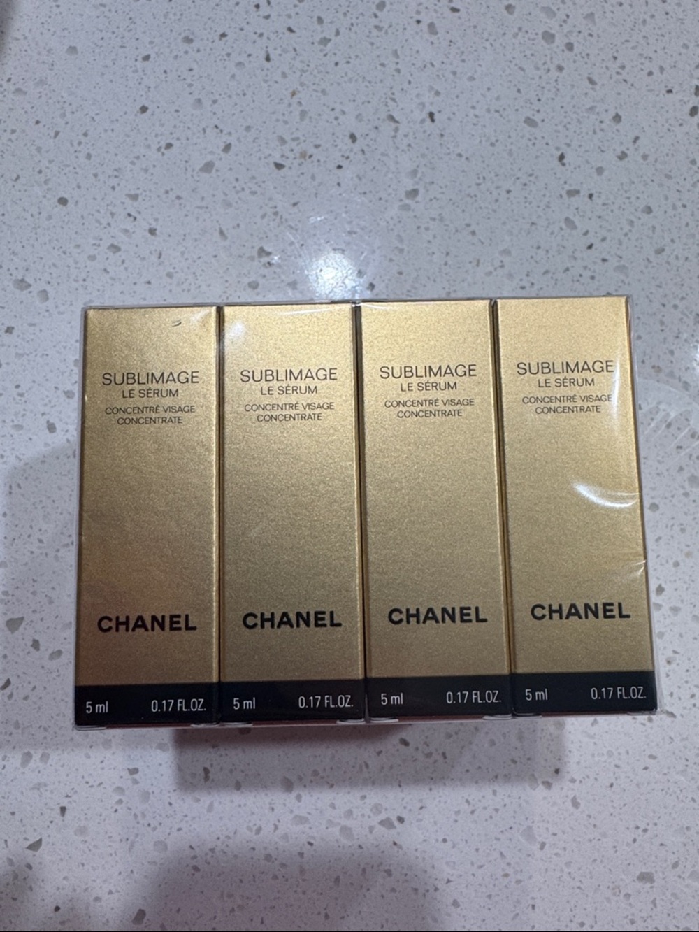 CHANEL Sublimage Le Sérum Concentrate - Gold